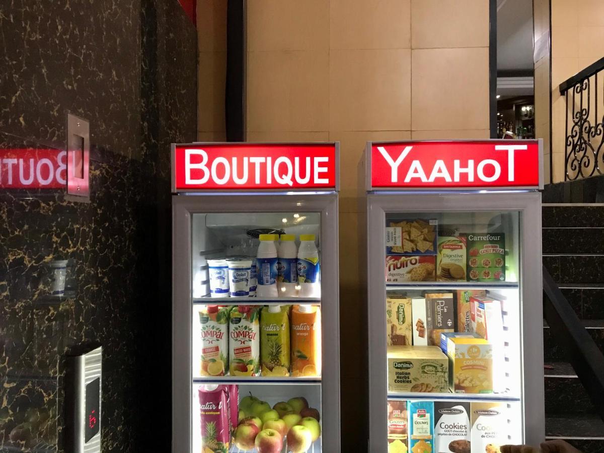 Hotel Yaahot Yaoundé Esterno foto