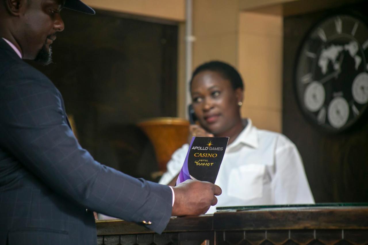 Hotel Yaahot Yaoundé Esterno foto